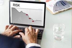 لماذا تعتبر إدارة المخاطر ضرورية في تداول الفوركس؟