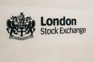 (London Stock Exchange) بورصة لندن