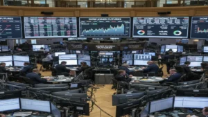 العقود الآجلة لمؤشر داو جونز تشهد استقرارا مع ترقب بيانات الناتج المحلي الأمريكي