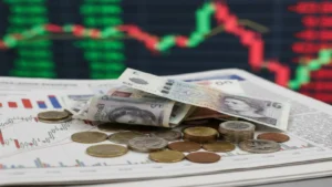 الجنيه الإسترليني يتداول بحذر مع بداية أسبوع هادئ للبيانات الاقتصادية