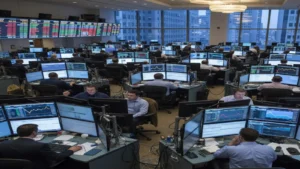 ملياردير صيني يراهن على هبوط الفضة بمركز بيع مكشوف ضخم