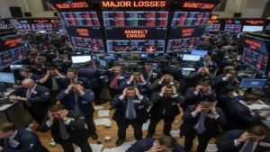 تراجع العقود الآجلة لمؤشرات الأسهم الأمريكية مع تصاعد التوترات العالمية