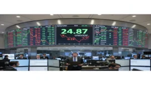 أسعار الفضة تهبط مجدداً بنسبة 17% وسط تقلبات حادة في السوق