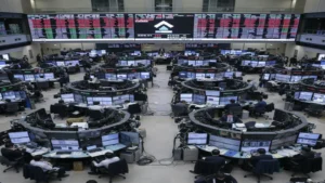 تراجع مؤشر نيكي الياباني مع بيانات اقتصادية ضعيفة وهدوء ما بعد الانتخابات