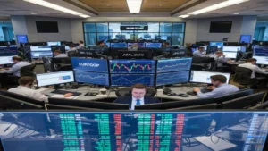 زوج اليورو مقابل الجنيه الإسترليني يتراجع قبيل قرارات البنوك المركزية وسط مخاوف التضخم