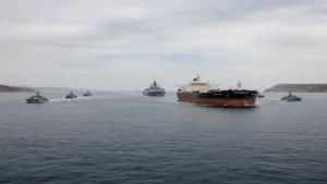 توترات الخليج تهدد صادرات الألومنيوم والأسمدة وتوقف منشآت نفط وغاز