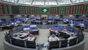 الأسهم السعودية تتصدر أداء الخليج بدعم ارتفاع النفط وسط توترات إيران