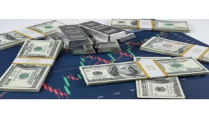 الفضة تتراجع مع استمرار الضغوط تحت المتوسط المتحرك 100 يوم عند 66.50 دولار