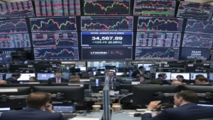 تراجع العقود الآجلة لمؤشر داو جونز مع تصاعد التوترات في الشرق الأوسط