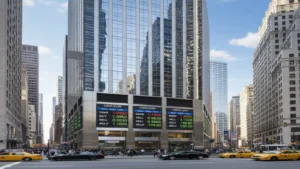 بنوك مصرية تعزز ودائع الدولار قصيرة الأجل لمواجهة تقلبات الفائدة