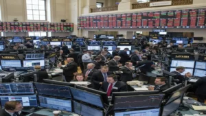 تراجع الأسهم الأمريكية مع تصاعد التوترات وارتفاع النفط إلى 111 دولارا