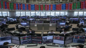 الأسهم الآسيوية ترتفع مع تداولات خفيفة بسبب عطلة عيد العمال