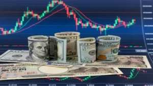 الين الياباني يواجه صعوبة في التعافي رغم ضعف الدولار الأمريكي وارتفاع تكاليف الطاقة
